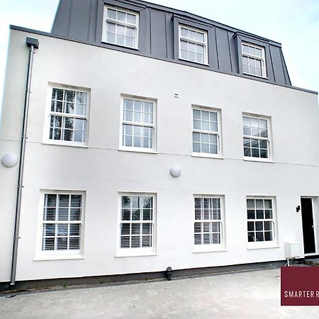 Eton, Windsor - 1 Bedroom First Floor Apartment - Parking Exteriör bild